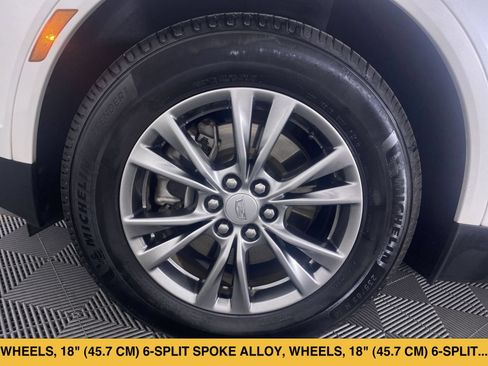 Certified 2023 Cadillac XT5 Premium Luxury FWD image 17