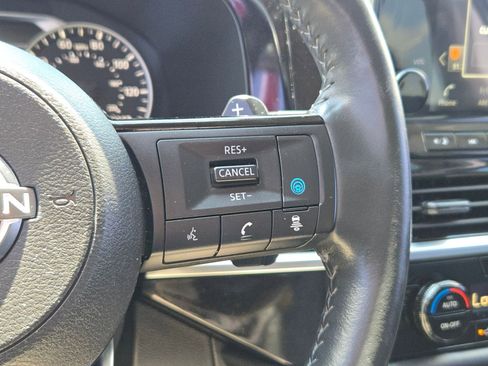 Certified 2024 Nissan Pathfinder SL FWD image 19