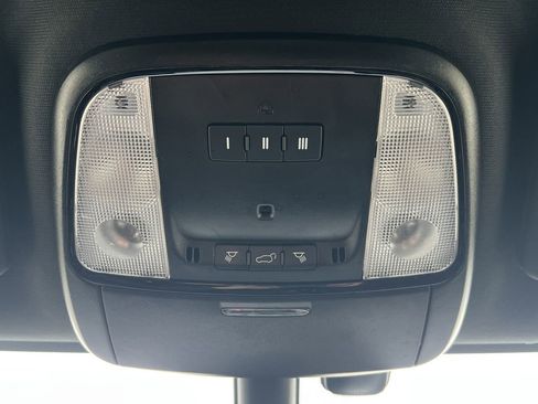 Used 2023 Dodge Durango GT image 16