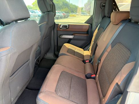 Used 2022 Ford Bronco Outer Banks w/ Sasquatch Package AWD/4WD image 30
