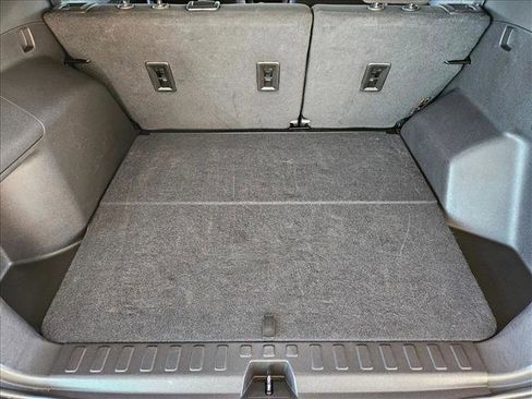 Used 2024 Chevrolet Equinox LT image 6