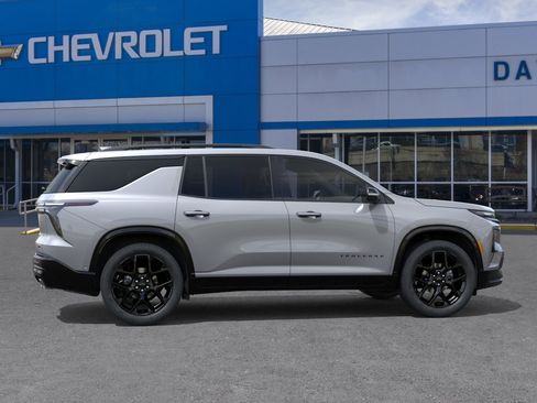 New 2026 Chevrolet Traverse RS w/ LPO, Cargo Package FWD image 5