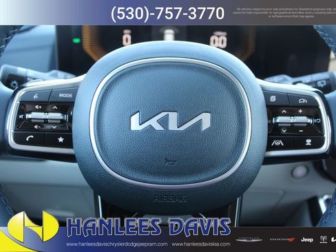 New 2026 Kia Carnival EX image 29