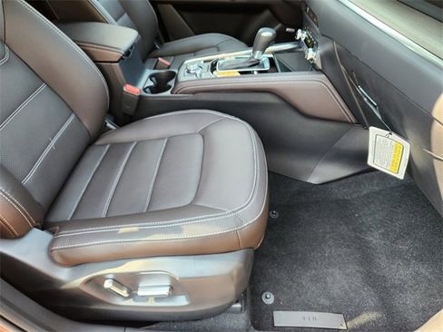 New 2025 MAZDA CX-5 Signature image 18
