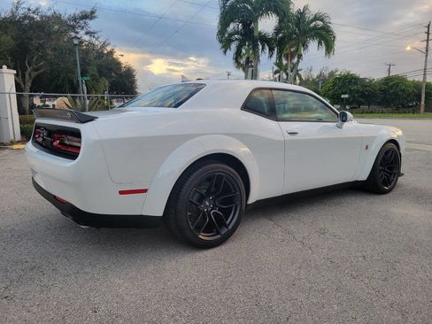 Used 2023 Dodge Challenger R/T Scat Pack image 5