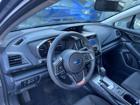 Used 2018 Subaru Impreza 2.0i Premium image 12