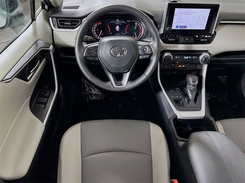 Certified 2025 Toyota RAV4 XLE Premium image 20
