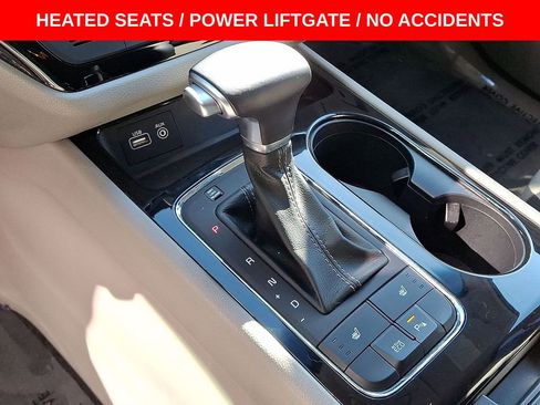 Used 2017 Kia Sedona EX image 12