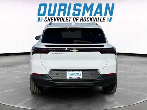 New 2026 Chevrolet Equinox EV LT image 5