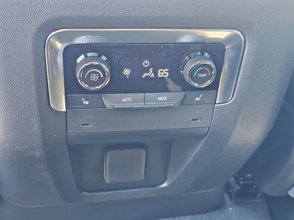 New 2026 Chevrolet Tahoe High Country AWD/4WD image 19