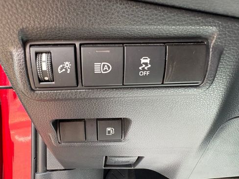 Used 2024 Toyota Corolla Cross SE image 20