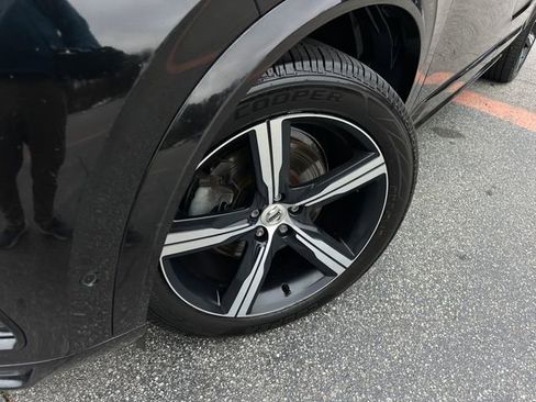 Used 2016 Volvo XC90 T6 R-Design w/ Protection Package Plus image 10