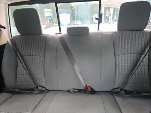 Used 2019 RAM 1500 Classic SLT RWD image 17