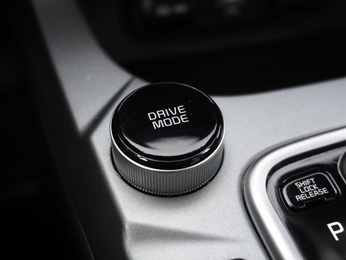 Used 2024 Kia Seltos LX image 41