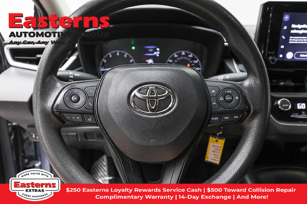 Used 2023 Toyota Corolla LE FWD image 12