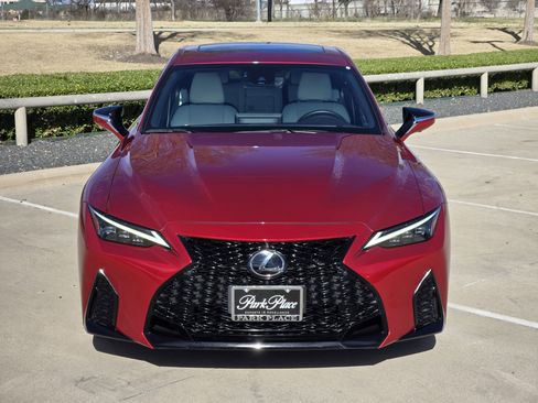 Used 2023 Lexus IS 500 image 11