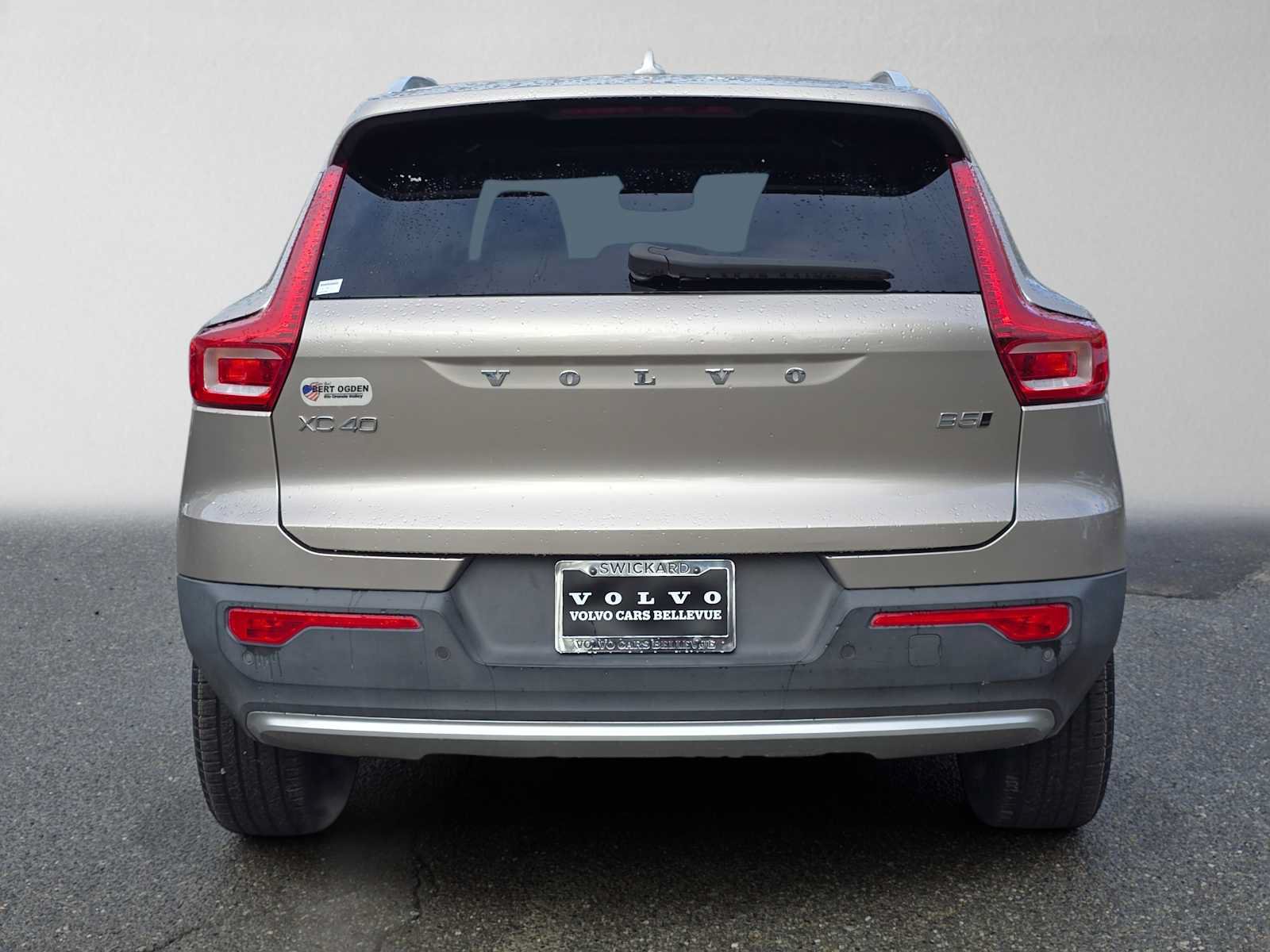 Certified 2024 Volvo XC40 B5 Plus w/ Protection Package Premier AWD/4WD image 5