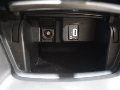 Used 2018 Honda Accord EX-L image 13