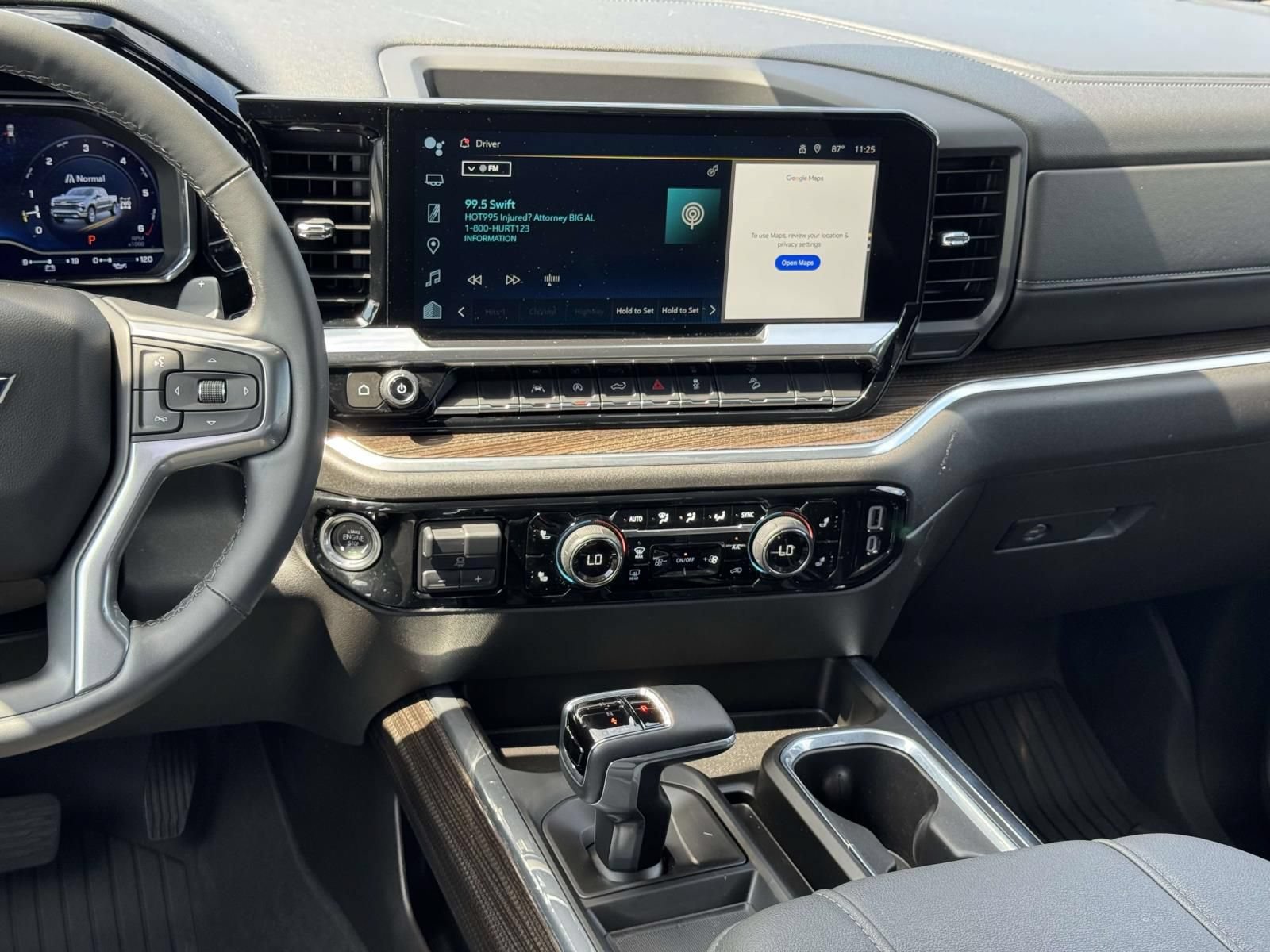 Used 2024 Chevrolet Silverado 1500 RST AWD/4WD image 3