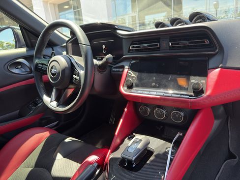 Used 2024 Nissan Z Performance w/ Floor Mat Package RWD image 4