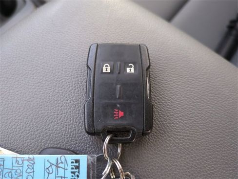 Certified 2021 Chevrolet Colorado W/T w/ Custom Special Edition image 32