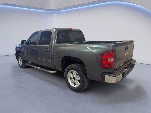 Used 2011 Chevrolet Silverado 1500 LT w/ All-Star Edition AWD/4WD image 5
