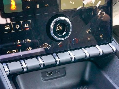 Used 2026 GMC Terrain Elevation image 30