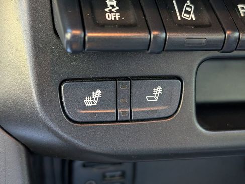 Used 2021 Chevrolet Colorado Z71 w/ Safety Package image 36