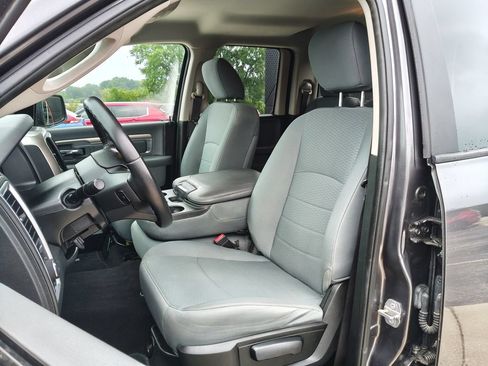 Used 2017 RAM 1500 Big Horn AWD/4WD image 11
