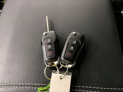 Used 2024 Ford F150 XLT w/ Mobile Office Package image 34