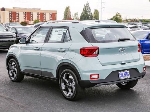 New 2026 Hyundai Venue SEL image 7