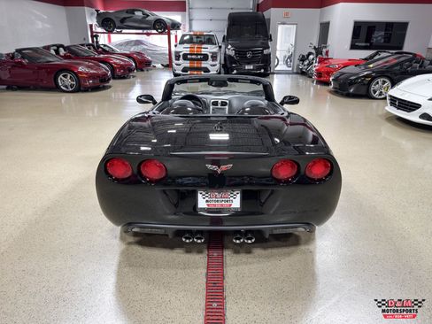 Used 2005 Chevrolet Corvette Convertible w/ Preferred Equipment Group RWD image 44