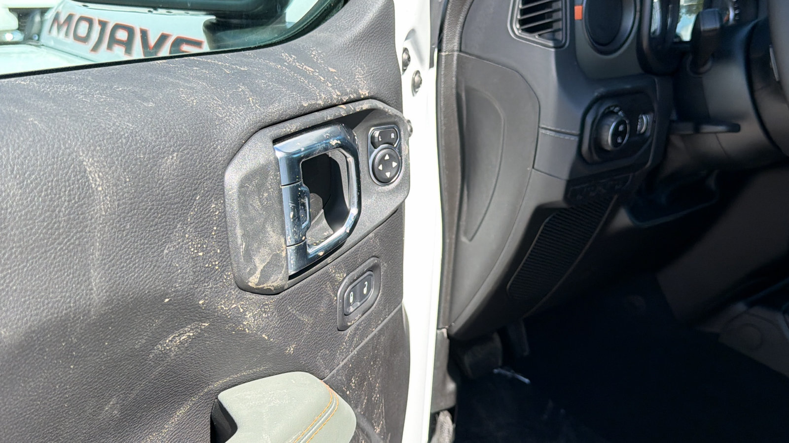 New 2026 Jeep Gladiator Mojave AWD/4WD image 15