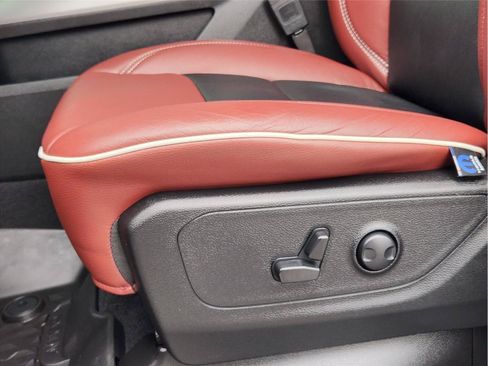 Used 2025 RAM 1500 Lone Star AWD/4WD image 24