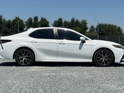 Used 2023 Toyota Camry SE w/ Convenience Package FWD image 9