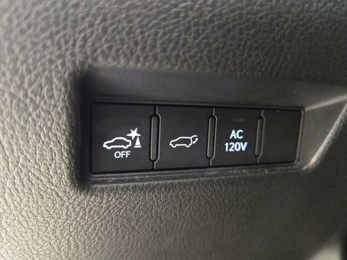 Used 2024 Lexus GX 550 w/ Accessory Package (2T) AWD/4WD image 30
