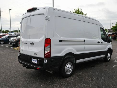 New 2026 Ford Transit 250 148 Medium Roof Extended AWD w/ Exterior Upgrade Package image 5
