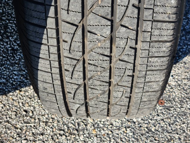 Used 2026 Chevrolet Equinox LT w/ Safety and Technology Package FWD image 11