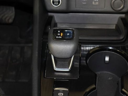 Used 2021 Nissan Rogue S image 13