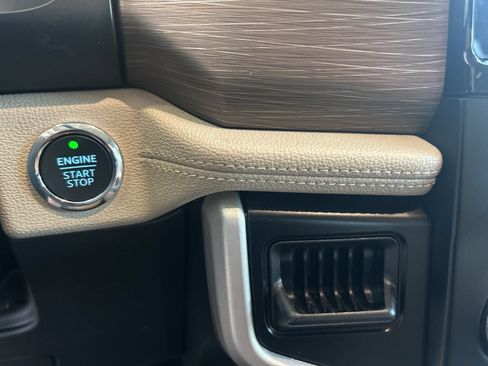 Used 2024 Ford Expedition Max Limited AWD/4WD image 32