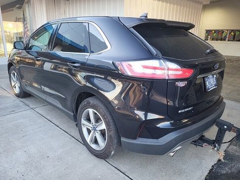 Used 2020 Ford Edge SEL w/ Convenience Package image 2