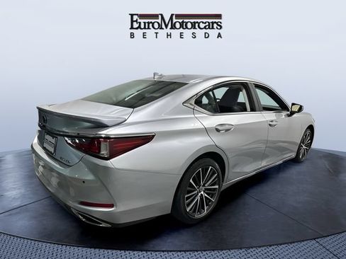 Used 2022 Lexus ES 350 w/ Premium Package FWD image 5