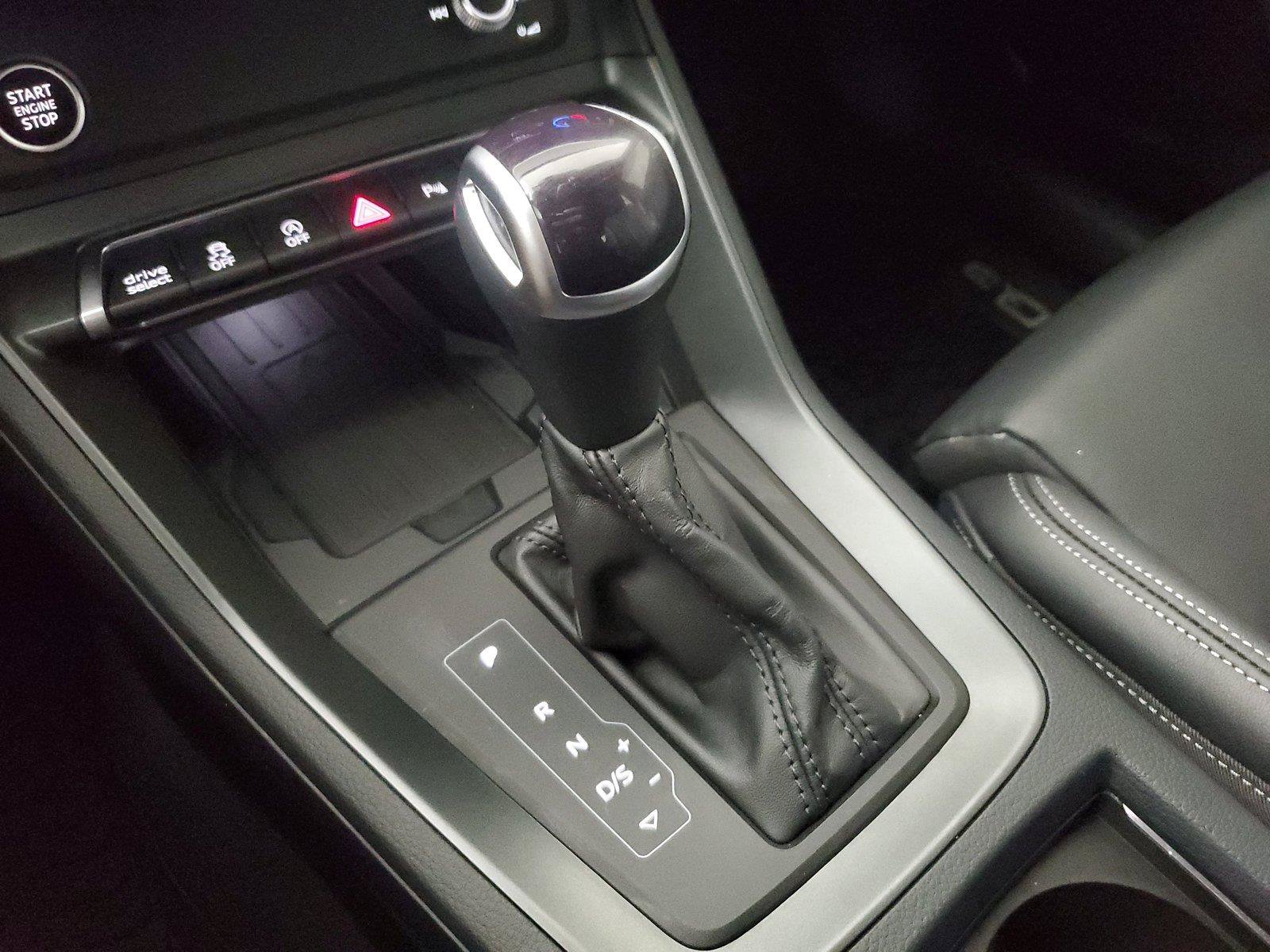 Used 2024 Audi Q3 2.0T Premium AWD/4WD image 32