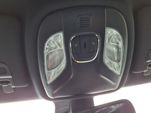 New 2026 Jeep Compass Latitude AWD/4WD image 24