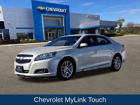 Used 2013 Chevrolet Malibu Eco w/ Leather Package image 4