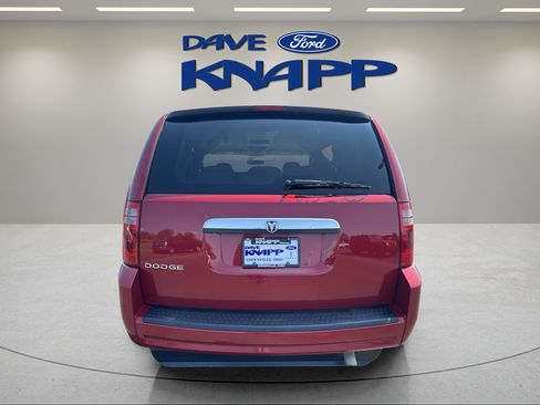 Used 2010 Dodge Grand Caravan SXT w/ Trailer Tow Group FWD image 6