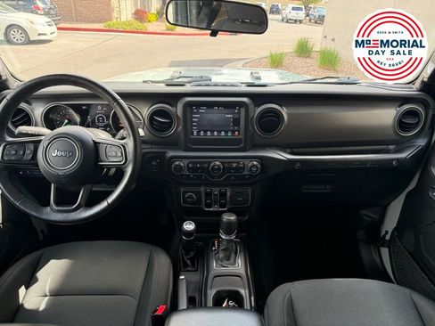 Used 2023 Jeep Wrangler Unlimited w/ Cold Weather Group AWD/4WD image 12