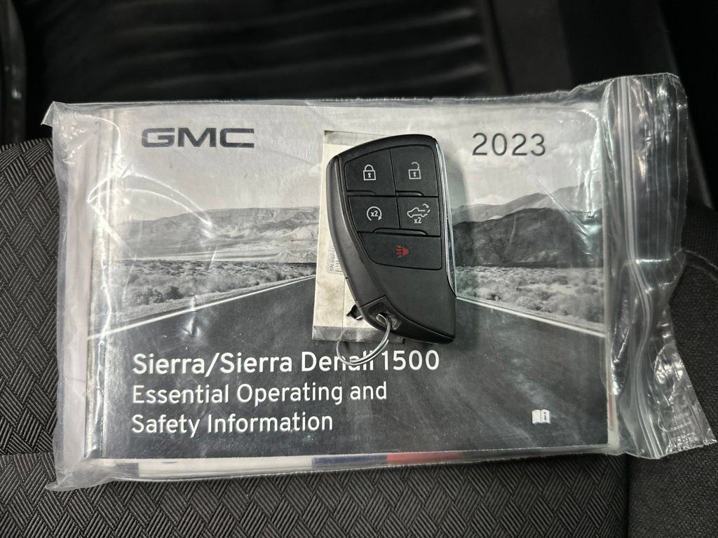 Used 2023 GMC Sierra 1500 Elevation AWD/4WD image 37