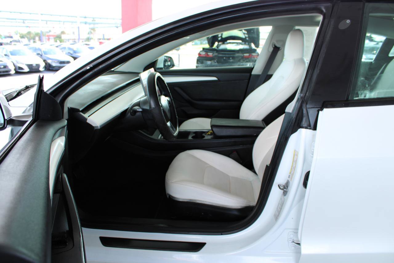 Used 2022 Tesla Model 3 RWD image 16