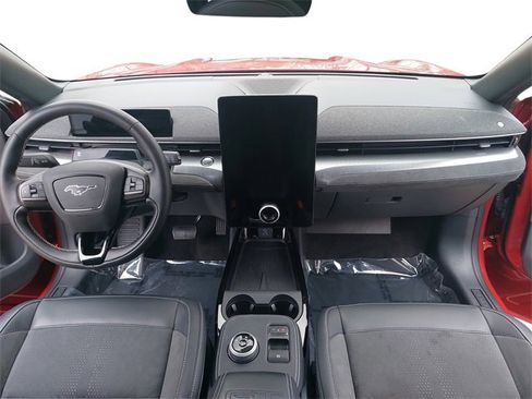Certified 2024 Ford Mustang Mach-E GT image 9